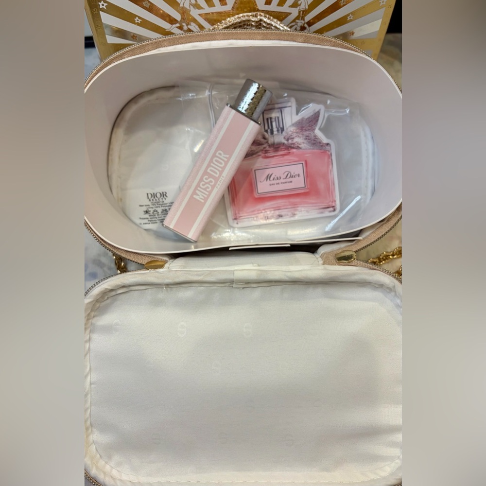 ⭐️Authentic MISS DIOR Reusable Lipstick Holder & Gold Vanity Bag/Crossbody⭐️ - Picture 7 of 12